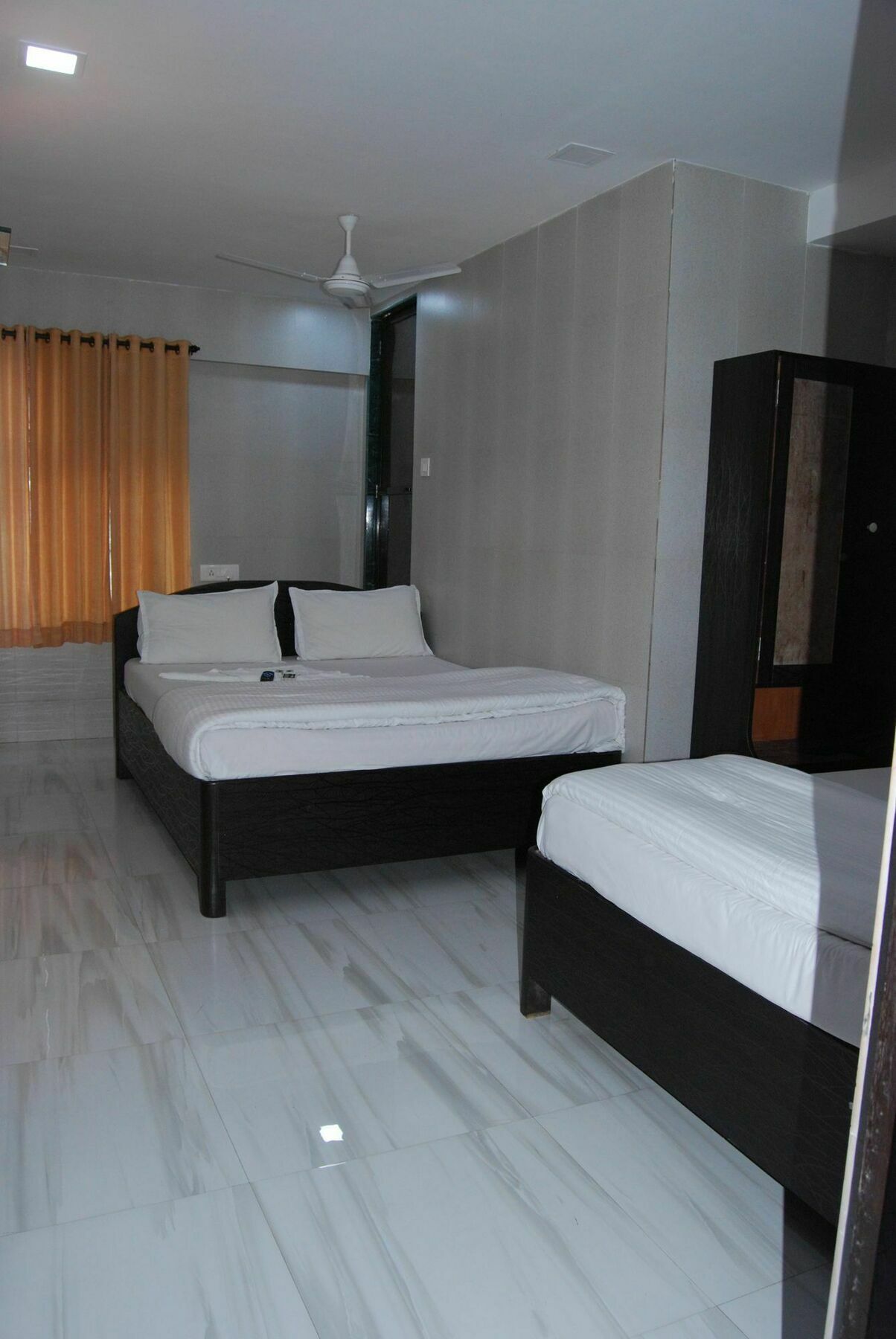 Hotel Holiday Inn Mumbai Dış mekan fotoğraf