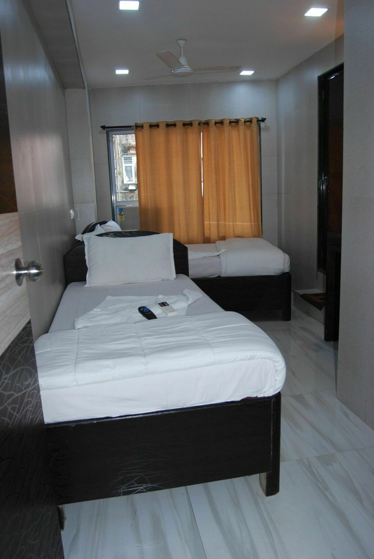 Hotel Holiday Inn Mumbai Dış mekan fotoğraf